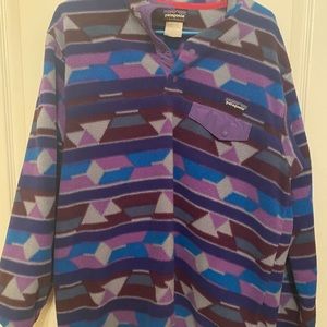 Rare Patagonia t pullover tribal print!
